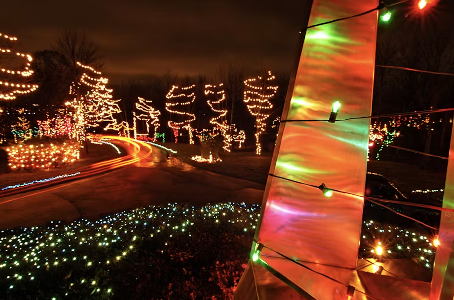 Pyramid Hill Lights Celebrates 25 Years and is back with festive displays